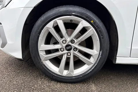 12 of 42 for Audi A3 Sport 30 TFSI 110 PS 6-speed