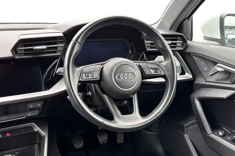 17 of 42 for Audi A3 Sport 30 TFSI 110 PS 6-speed