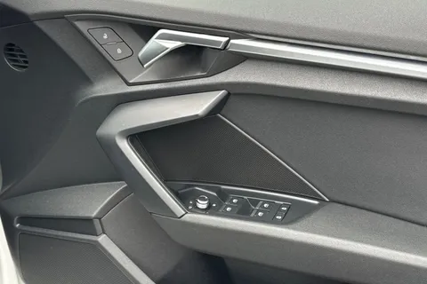 20 of 42 for Audi A3 Sport 30 TFSI 110 PS 6-speed