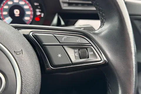 30 of 42 for Audi A3 Sport 30 TFSI 110 PS 6-speed