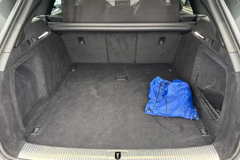 ML69NZX Audi S4 Avant 3.0 TDI V6 Black Edition Tiptronic quattro Euro 6 (s/s) 5dr Thumbnail #8