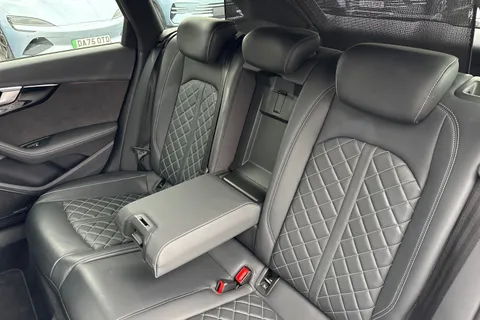 ML69NZX Audi S4 Avant 3.0 TDI V6 Black Edition Tiptronic quattro Euro 6 (s/s) 5dr Thumbnail #20