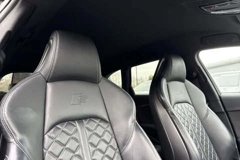 ML69NZX Audi S4 Avant 3.0 TDI V6 Black Edition Tiptronic quattro Euro 6 (s/s) 5dr Thumbnail #25