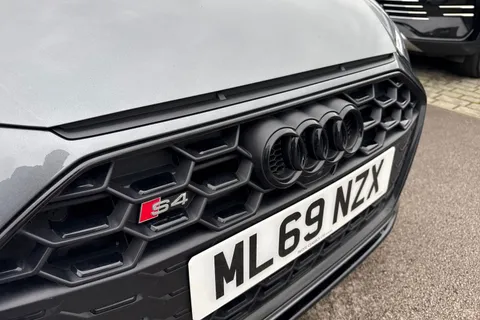 ML69NZX Audi S4 Avant 3.0 TDI V6 Black Edition Tiptronic quattro Euro 6 (s/s) 5dr Thumbnail #26