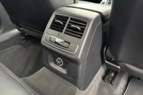 ML69NZX Audi S4 Avant 3.0 TDI V6 Black Edition Tiptronic quattro Euro 6 (s/s) 5dr Thumbnail #32