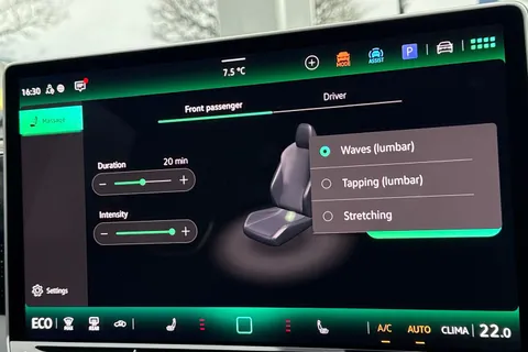 KO25OFV Volkswagen Tiguan 1.5 TSI 272 eHybrid R-Line 5dr DSG | Heated Seats | Rear Camera Thumbnail #40