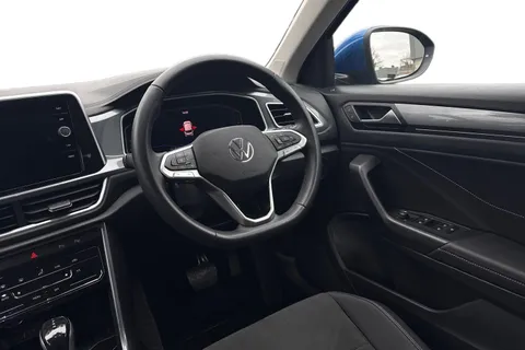AJ72TUY Volkswagen T-Roc 1.5 TSI Style DSG Euro 6 (s/s) 5dr Thumbnail #14