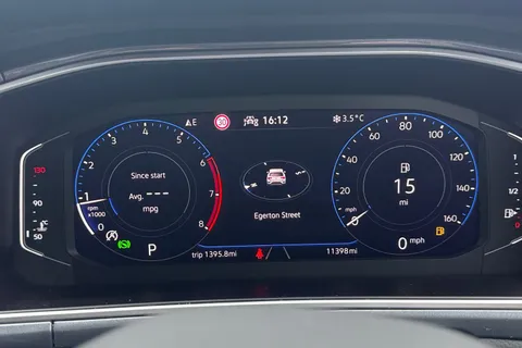 AJ72TUY Volkswagen T-Roc 1.5 TSI Style DSG Euro 6 (s/s) 5dr Thumbnail #32