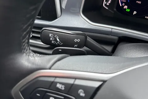 AJ72TUY Volkswagen T-Roc 1.5 TSI Style DSG Euro 6 (s/s) 5dr Thumbnail #33