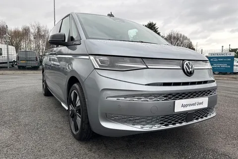 DH75HHE Volkswagen Multivan Style LWB 150PS 2.0 TDI 7 Speed DSG - 7-Seat Conference Package Thumbnail #9