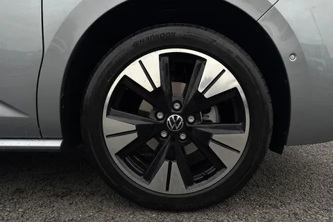 DH75HHE Volkswagen Multivan Style LWB 150PS 2.0 TDI 7 Speed DSG - 7-Seat Conference Package Thumbnail #10