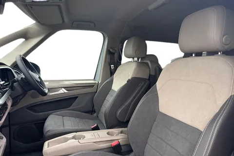 DH75HHE Volkswagen Multivan Style LWB 150PS 2.0 TDI 7 Speed DSG - 7-Seat Conference Package Thumbnail #16
