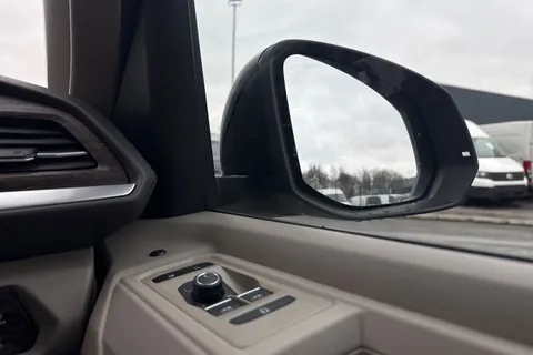 DH75HHE Volkswagen Multivan Style LWB 150PS 2.0 TDI 7 Speed DSG - 7-Seat Conference Package Thumbnail #21