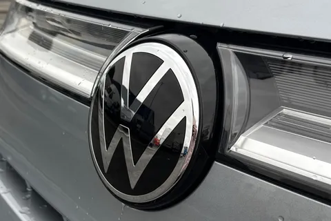 DH75HHE Volkswagen Multivan Style LWB 150PS 2.0 TDI 7 Speed DSG - 7-Seat Conference Package Thumbnail #31