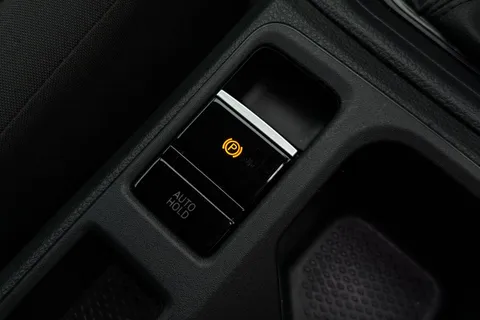 DA25AHU Volkswagen Caddy 2.0 TDI 102PS Commerce Van [Business/Tech Pack] Thumbnail #34