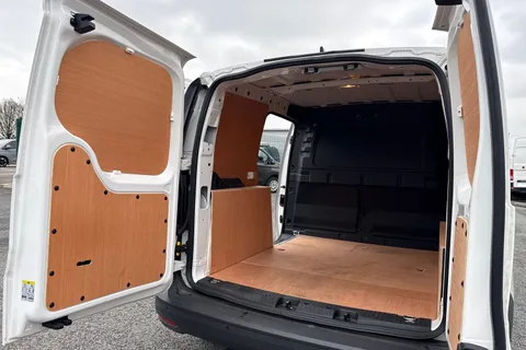 DE25UGD Volkswagen Caddy 2.0 TDI 75PS Commerce Van [Business/Tech Pack] Thumbnail #31