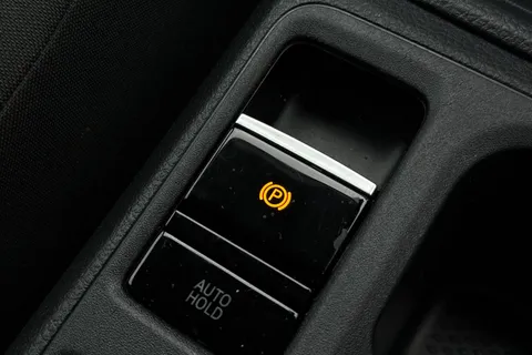 DE25UGD Volkswagen Caddy 2.0 TDI 75PS Commerce Van [Business/Tech Pack] Thumbnail #36