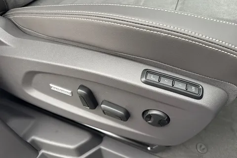 DH75HHE Volkswagen Multivan Style LWB 150PS 2.0 TDI 7 Speed DSG - 7-Seat Conference Package Thumbnail #38