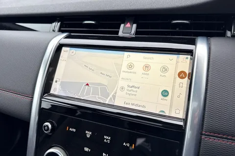 12 of 52 for Land Rover Discovery Sport 2.0 D200 MHEV R-Dynamic SE Auto 4WD Euro 6 (s/s) 5dr