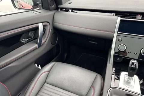 15 of 52 for Land Rover Discovery Sport 2.0 D200 MHEV R-Dynamic SE Auto 4WD Euro 6 (s/s) 5dr