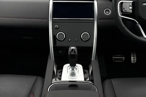 40 of 52 for Land Rover Discovery Sport 2.0 D200 MHEV R-Dynamic SE Auto 4WD Euro 6 (s/s) 5dr