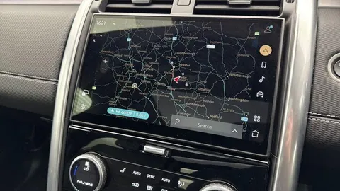 KT74TKC Land Rover Discovery 3.0 D350 Dynamic HSE 5dr Thumbnail #12