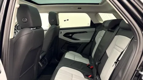 KT25PGY Land Rover Range Rover Evoque 2.0 D200 Dynamic SE 5dr Thumbnail #4