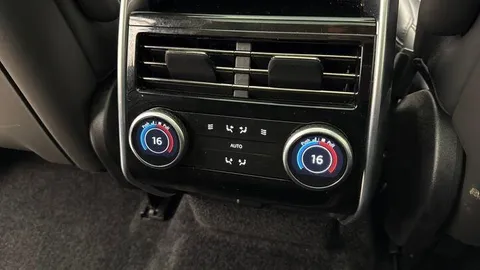 KW24LFP Land Rover Range Rover 3.0 P460e HSE 5dr Thumbnail #18