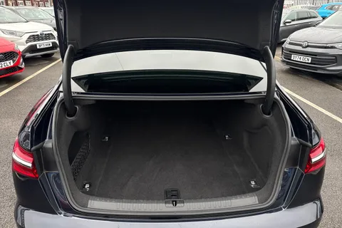 RL19LXR Audi A6 Saloon 2.0 TDI 40 S line S Tronic Euro 6 (s/s) 4dr Thumbnail #10