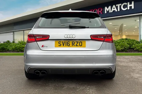 SV16RZO Audi S3 2.0 TFSI S Tronic quattro Euro 6 (s/s) 3dr (Nav) Thumbnail #5