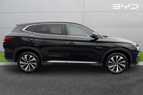 LD25DVG BYD Seal U 1.5 DM-i 26.6kWh Comfort CVT Auto Euro 6 (s/s) 5dr Thumbnail #3