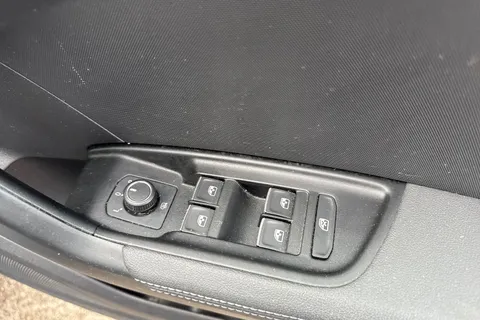 PY68CXC Audi A1 1.0 TFSI 30 Sport Sportback Euro 6 (s/s) 5dr Thumbnail #21