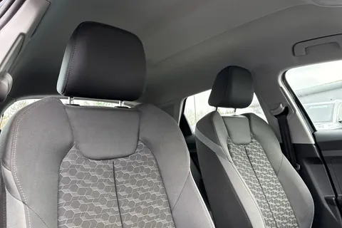 PY68CXC Audi A1 1.0 TFSI 30 Sport Sportback Euro 6 (s/s) 5dr Thumbnail #24