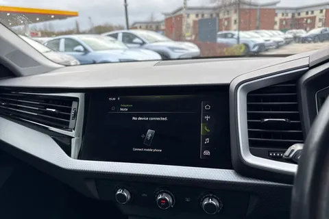 PY68CXC Audi A1 1.0 TFSI 30 Sport Sportback Euro 6 (s/s) 5dr Thumbnail #39