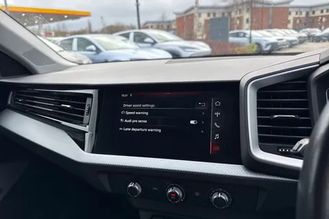 PY68CXC Audi A1 1.0 TFSI 30 Sport Sportback Euro 6 (s/s) 5dr Thumbnail #42