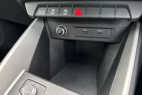 PY68CXC Audi A1 1.0 TFSI 30 Sport Sportback Euro 6 (s/s) 5dr Thumbnail #45