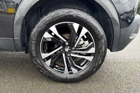 12 of 67 for PEUGEOT 2008 1.2 PureTech GT EAT Euro 6 (s/s) 5dr