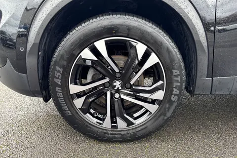 13 of 67 for PEUGEOT 2008 1.2 PureTech GT EAT Euro 6 (s/s) 5dr