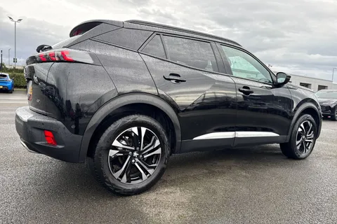 35 of 67 for PEUGEOT 2008 1.2 PureTech GT EAT Euro 6 (s/s) 5dr