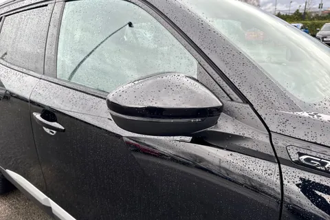 37 of 67 for PEUGEOT 2008 1.2 PureTech GT EAT Euro 6 (s/s) 5dr