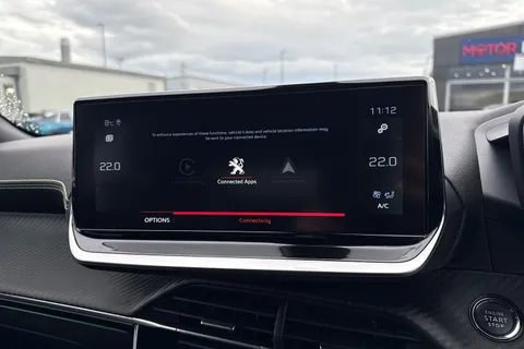 48 of 67 for PEUGEOT 2008 1.2 PureTech GT EAT Euro 6 (s/s) 5dr