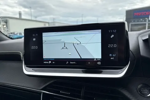 49 of 67 for PEUGEOT 2008 1.2 PureTech GT EAT Euro 6 (s/s) 5dr