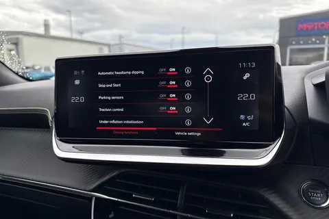 51 of 67 for PEUGEOT 2008 1.2 PureTech GT EAT Euro 6 (s/s) 5dr