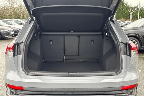  Audi Q4 e-tron 45 Black Edition Auto 5dr 82kWh Thumbnail #10