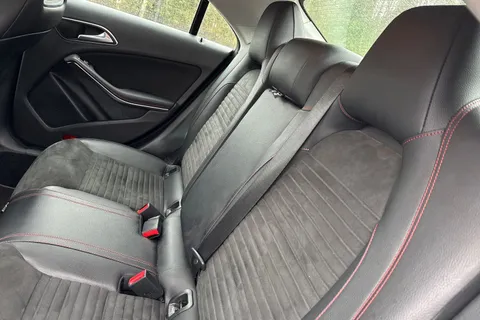 BX19MFN Mercedes-Benz Cla Class 1.6 CLA180 AMG Line Edition Coupe Euro 6 (s/s) 4dr Thumbnail #20