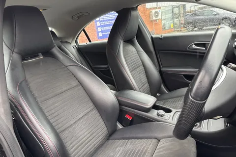 BX19MFN Mercedes-Benz Cla Class 1.6 CLA180 AMG Line Edition Coupe Euro 6 (s/s) 4dr Thumbnail #25