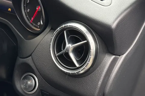 BX19MFN Mercedes-Benz Cla Class 1.6 CLA180 AMG Line Edition Coupe Euro 6 (s/s) 4dr Thumbnail #31