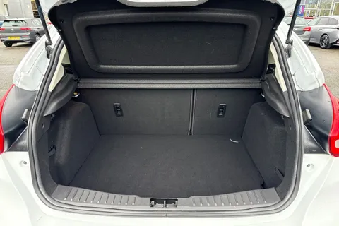 DE17EYX Ford Focus 1.0T EcoBoost Titanium Euro 6 (s/s) 5dr Thumbnail #11