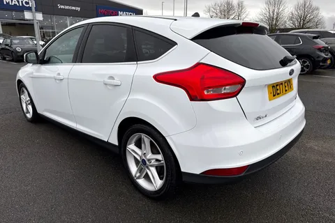 DE17EYX Ford Focus 1.0T EcoBoost Titanium Euro 6 (s/s) 5dr Thumbnail #31