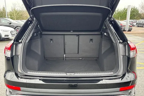 Audi Q4 e-tron 45 Black Edition Auto 5dr 82kWh Thumbnail #7